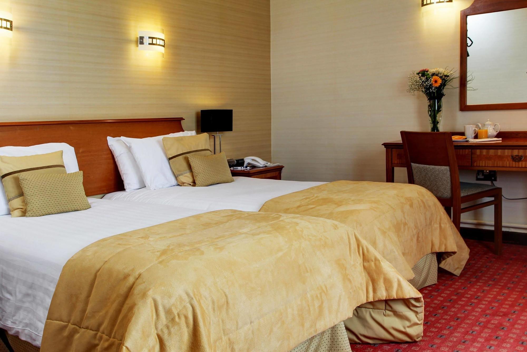 Best Western Aberavon Beach Hotel Port Talbot Kültér fotó